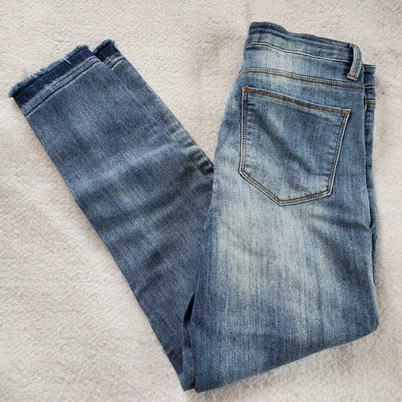 hippie laundry Jeans Hippie Laundry Distressed Mid Rise Skinny